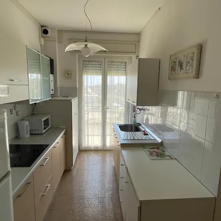 Cleo Girasole 公寓 雷卡纳蒂港